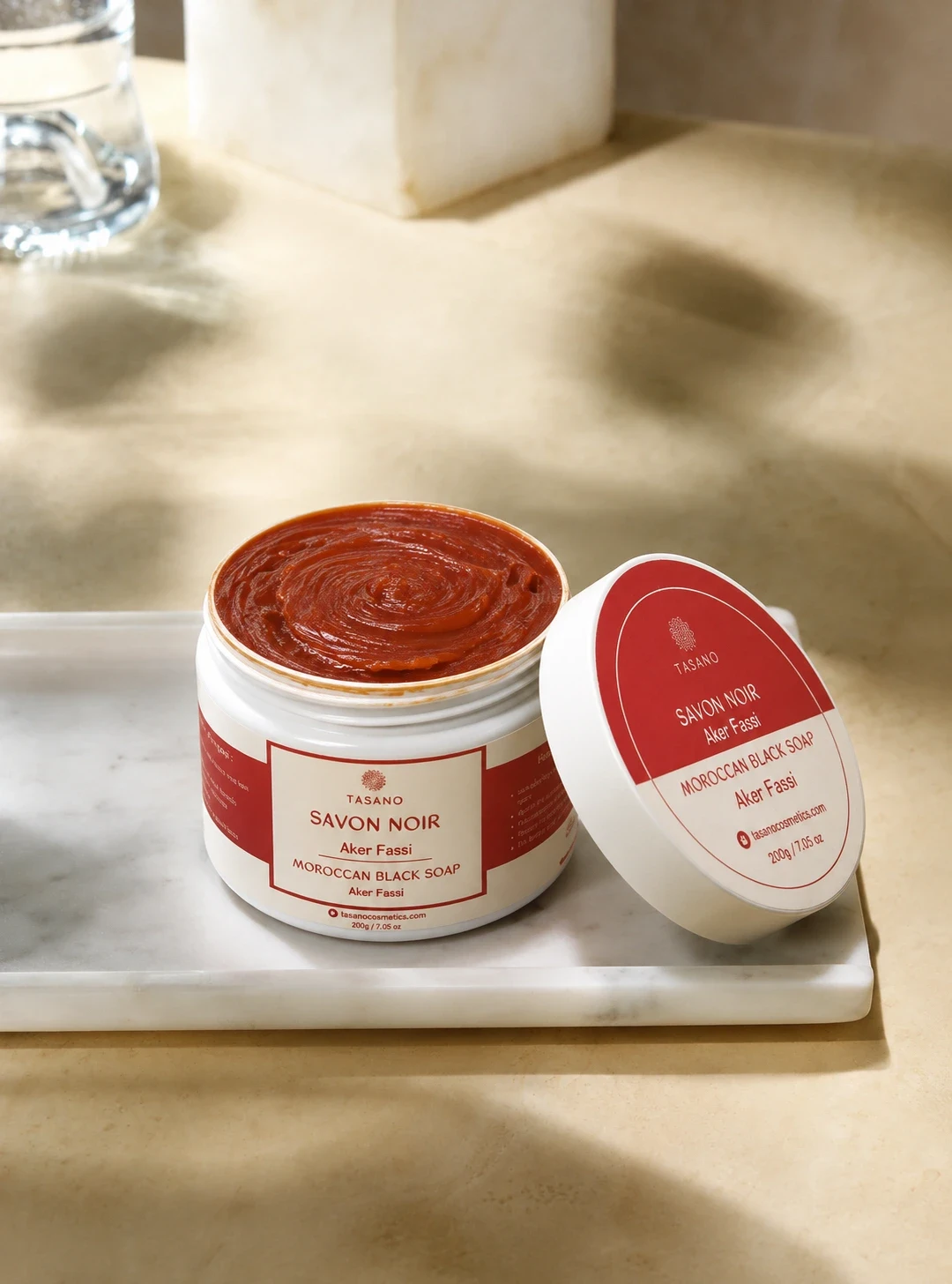 Aker Fassi Moroccan Black Soap texture – red tinted traditional Beldi hammam soap Aker Fassi Moroccan Black Soap texture – red tinted traditional Beldi hammam soap