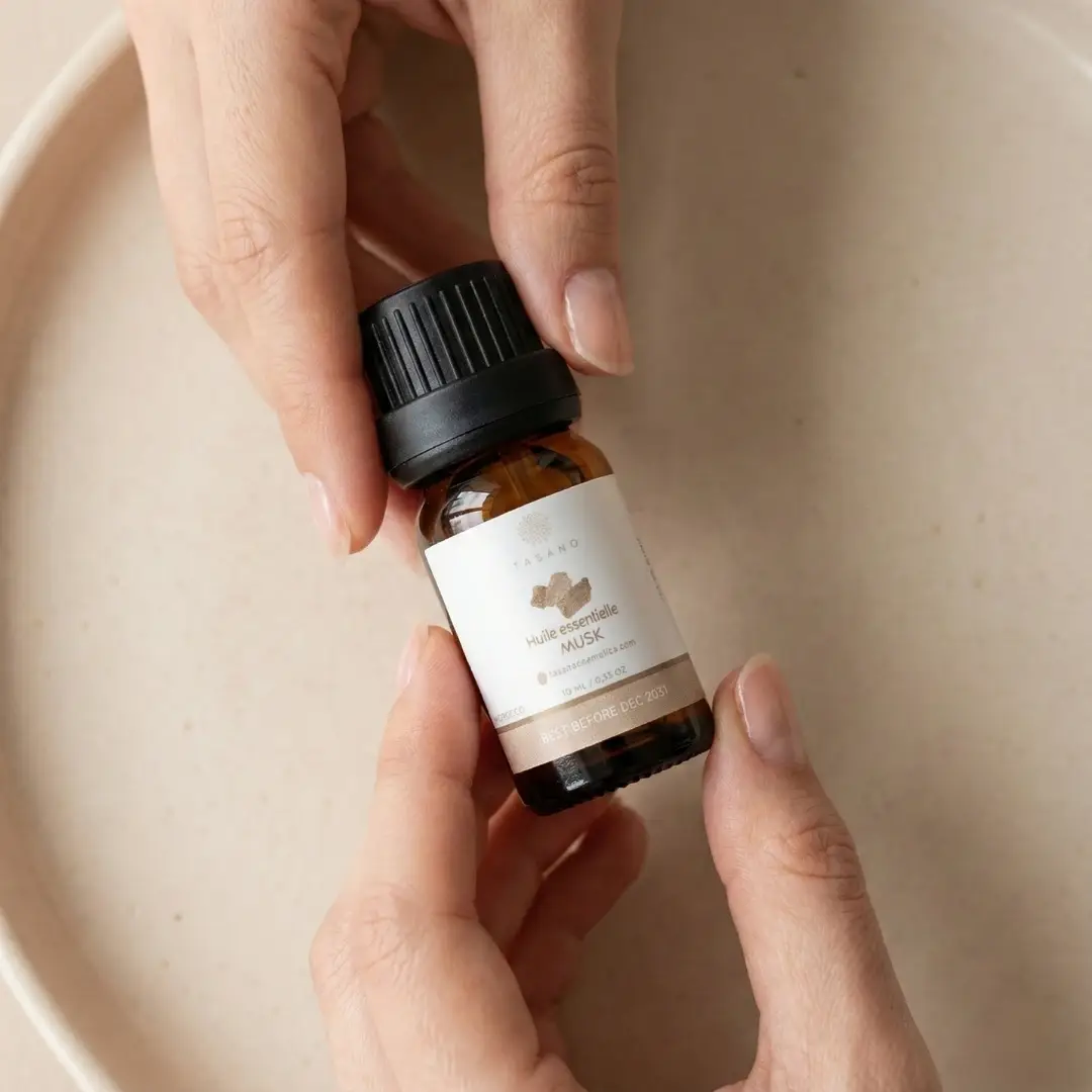 Musk Essential Oil - TASANO Musk Essential Oil - TASANO