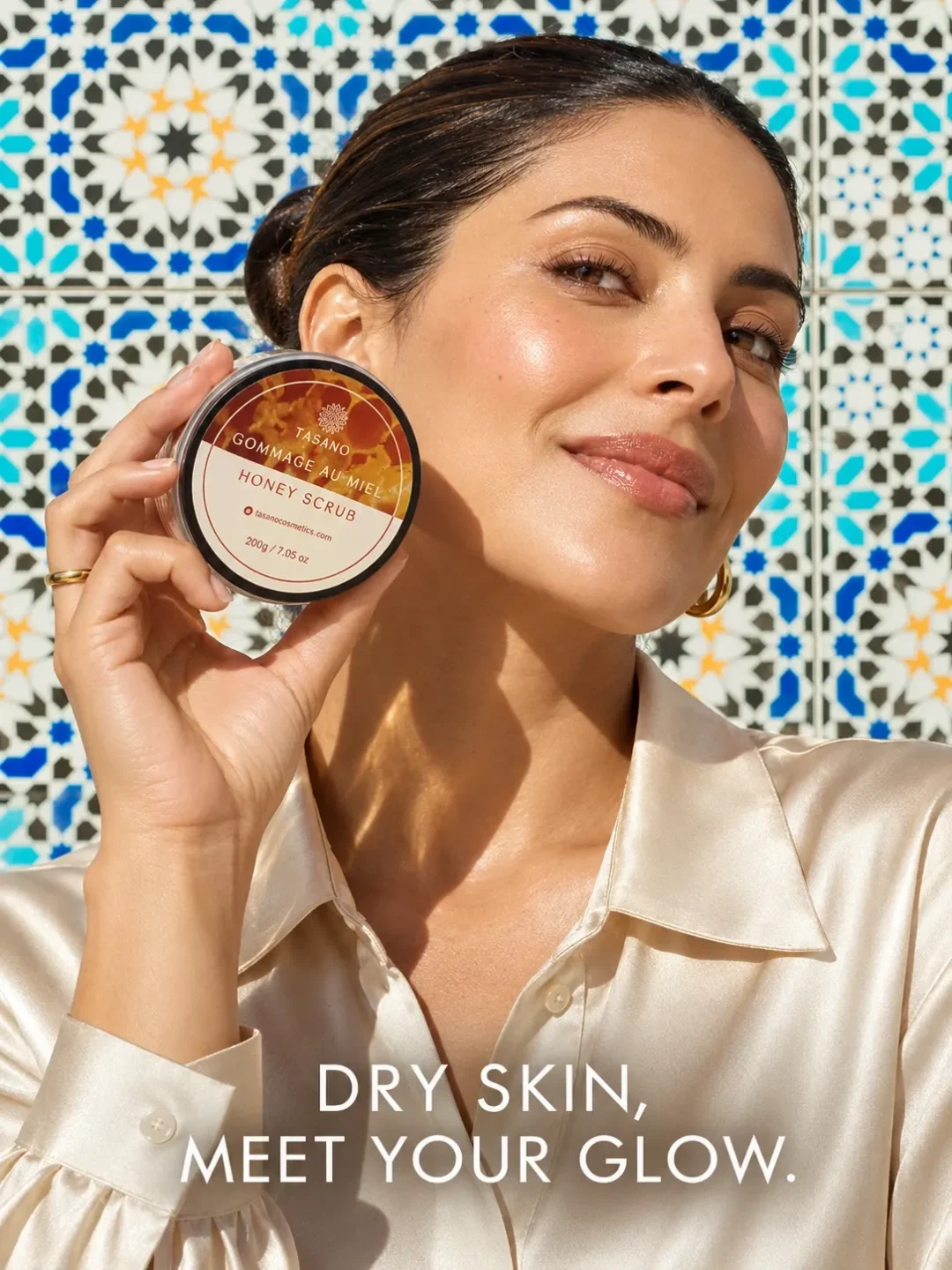 Honey body scrub for nourished radiant skin, Moroccan exfoliating skincare for dry rough skin Honey body scrub for nourished radiant skin, Moroccan exfoliating skincare for dry rough skin